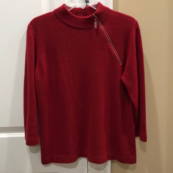 Women’s Gorgeous Vintage Sweater - Picture 2 of 7